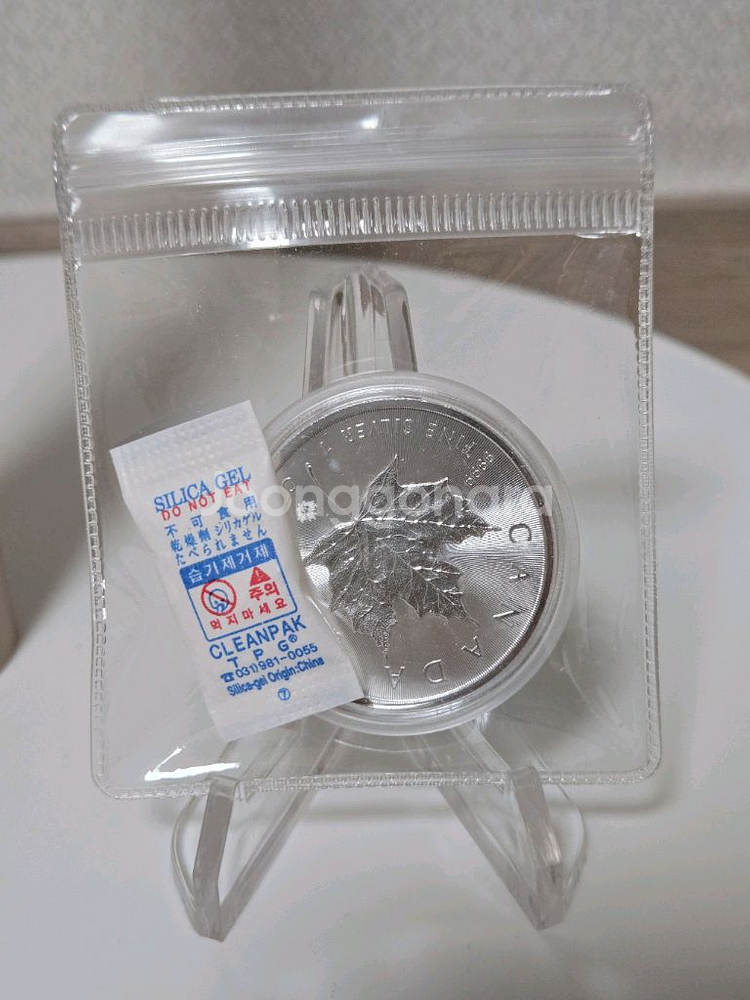 캐나다 메이플 1온스 은화 판매합니다.--2
