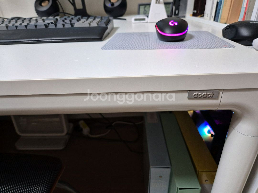 두닷 콰트로 에어 책상 테이블 1600*600--1