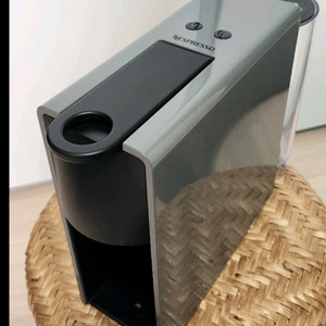 네스프레소 에센자 미니 커피 머신