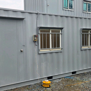 3x6 깨끗한 강관노출전기 시공된 컨테이너