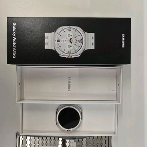 갤럭시워치 울트라 화이트 풀박스 S급 LTE 팝니다