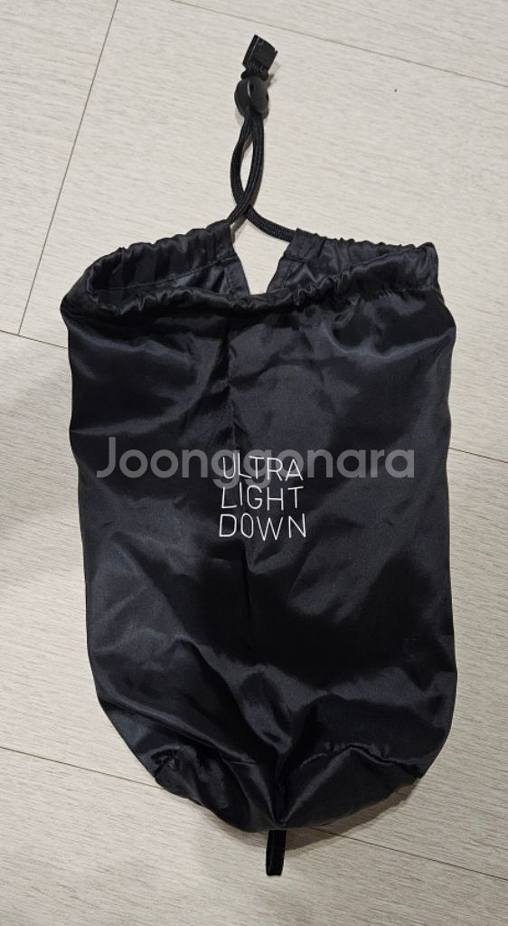 유니클로 울트라 라이트 다운 베스트 : 사이즈 S--3