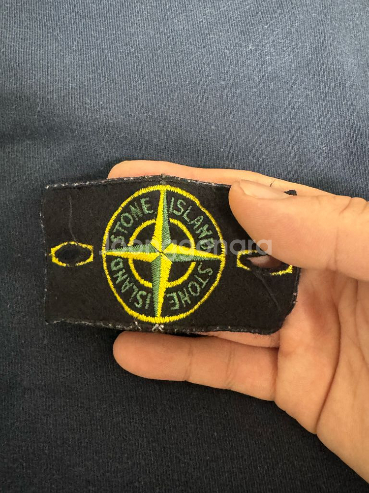 [L]스톤아일랜드 네이비 맨투맨--2