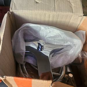 욕조 수전 세면대 수전