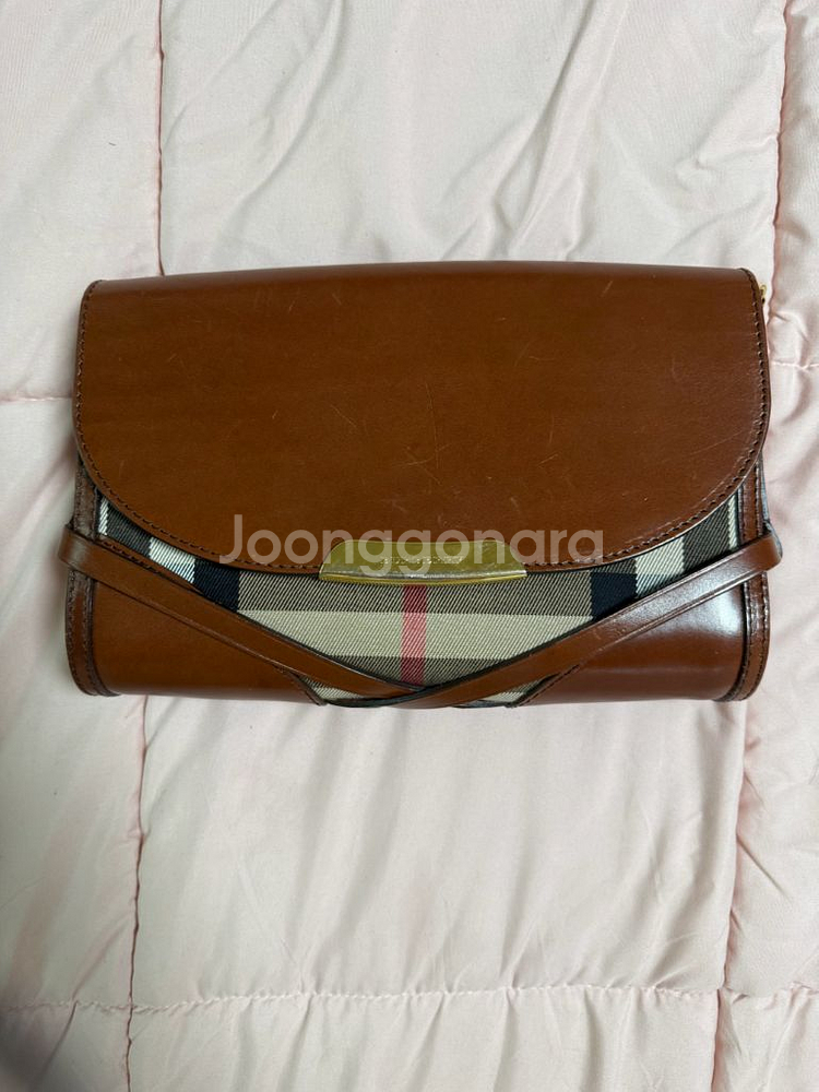 버버리 아보트 크로스백--0