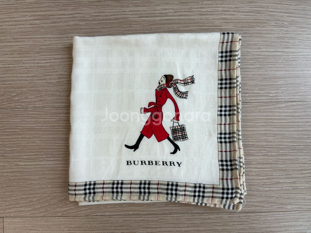 버버리 쁘띠 손수건--1