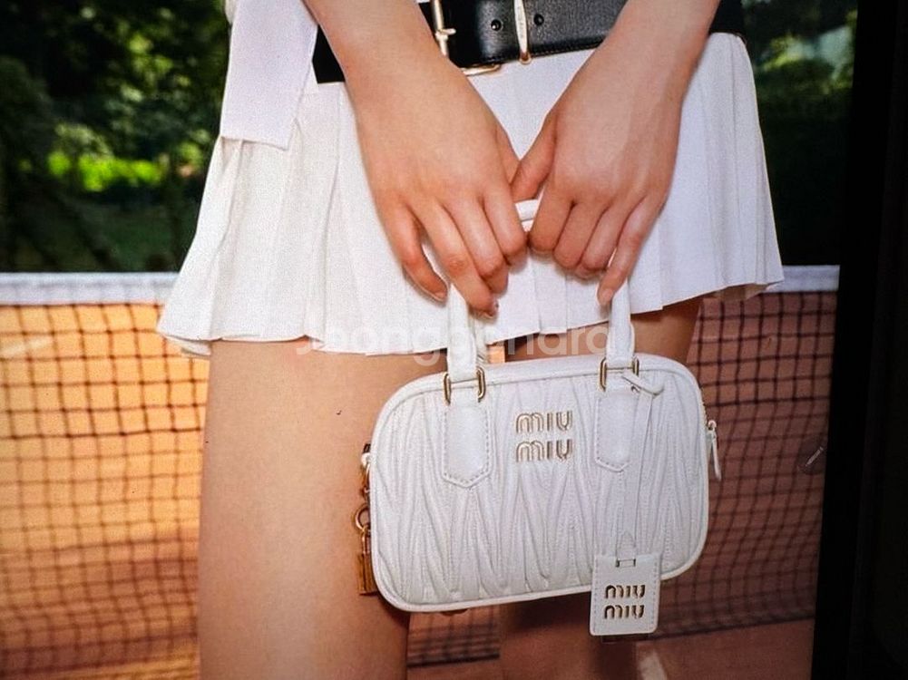 미우미우 미니백,아르카디 마테라쎄 스몰 화이트,스트랩포함,새상품,풀박스,S급레플--2