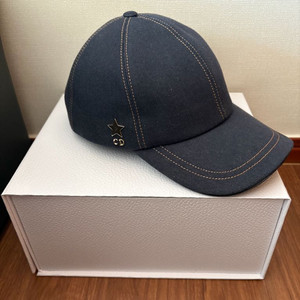 디올 볼캡 58사이즈