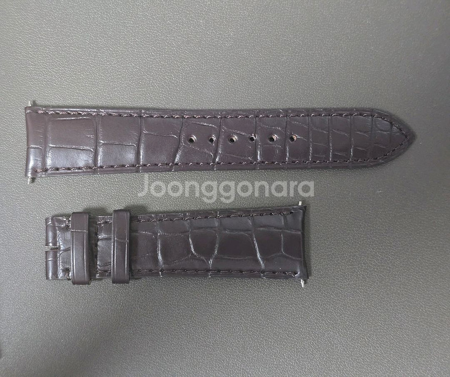 예거르쿨트르 울씬문 엘리게이터 스트랩--1