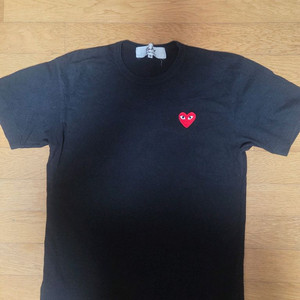꼼데가르송 하트 반팔 티셔츠