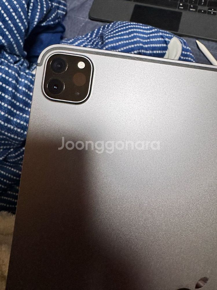 [새상품급] 아이패드 프로12.9 (4세대)256GB 셀룰러 + 매직키보드 + 애플펜슬2--1