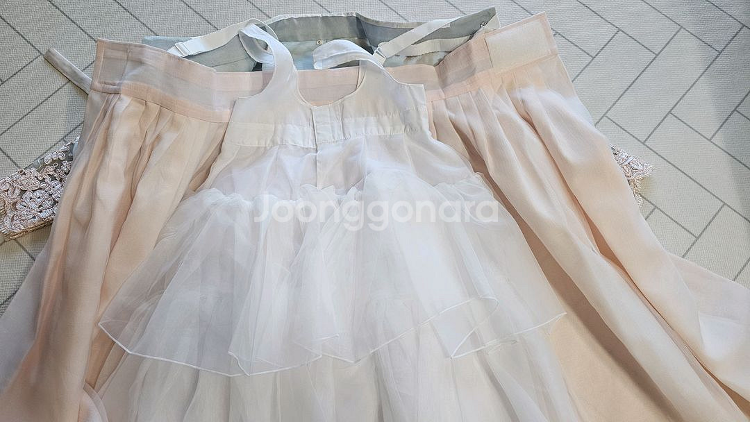 유주부띠크 여아 한복 6호 판매해요--4