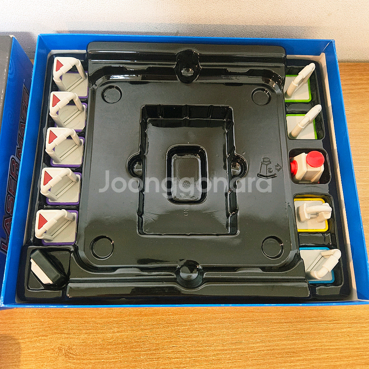 레이저 메이즈 보드게임--2