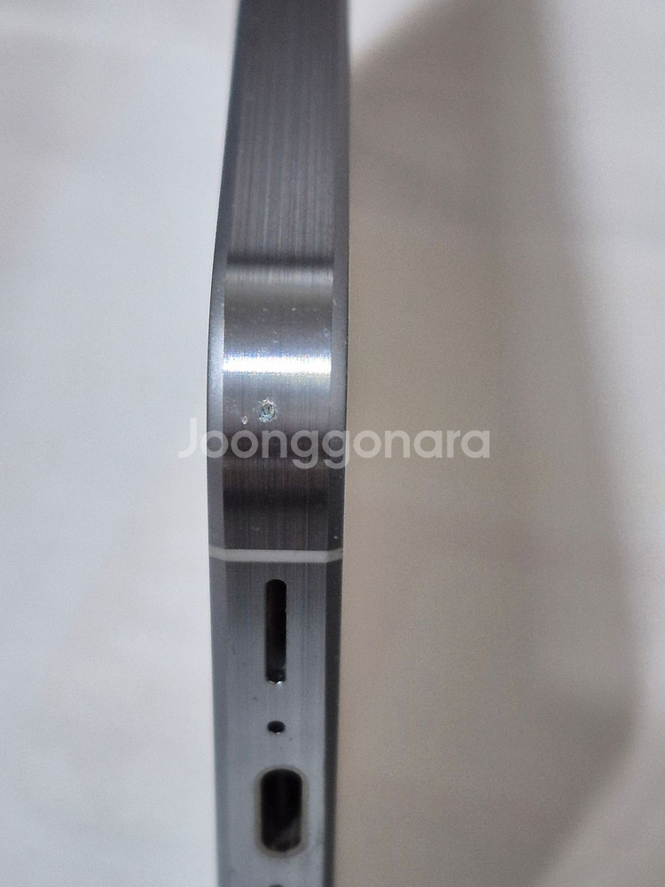 갤럭시 퀀텀5 팝니다. 26만원--2