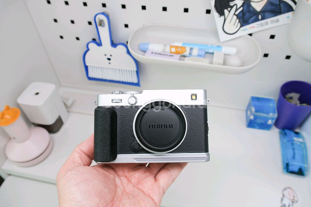 후지필름 X-E5 실버 바디--2