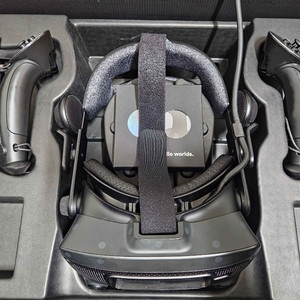 밸브 인덱스 HMD, 컨트롤러 (VR 헤드셋)
