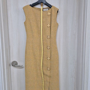 모조에스핀 금장버튼 체크패턴원피스