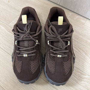 휠라 에샤페 브라운 운동화