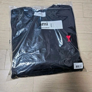정품 새상품) 아미 맨투맨 블랙 L QR 인증 가능