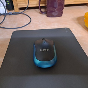 로지텍 무선마우스 마우스패드