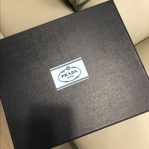 프라다 리나일론 볼캡