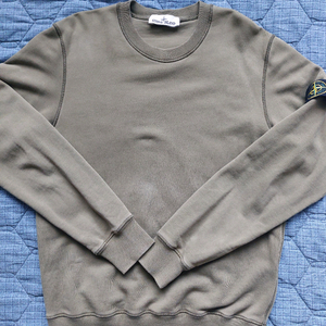 스톤아일랜드 맨투맨