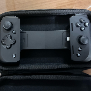 [부산] 레이저 키시 V2 아이폰용 + 케이스 팝니다