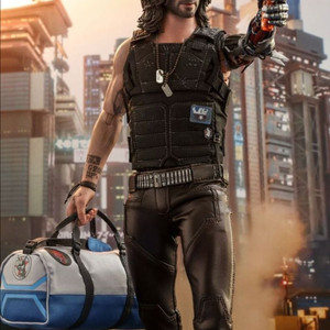 핫토이 사이버펑크 2077 조니실버핸드 피규어