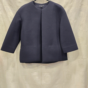 COS 크롭 자켓 32사이즈 (55~66정도)