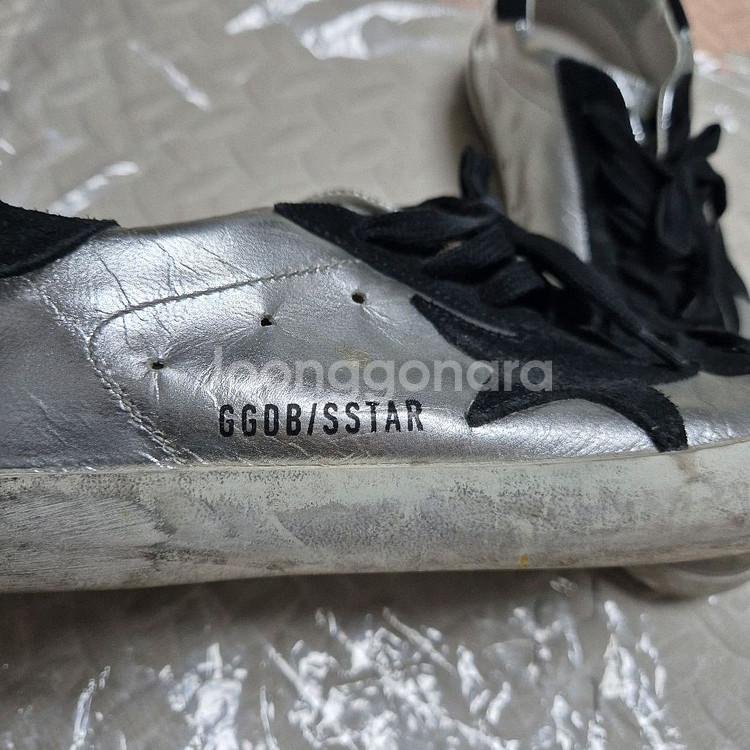 골든구스 슈퍼스타 스니커즈--4