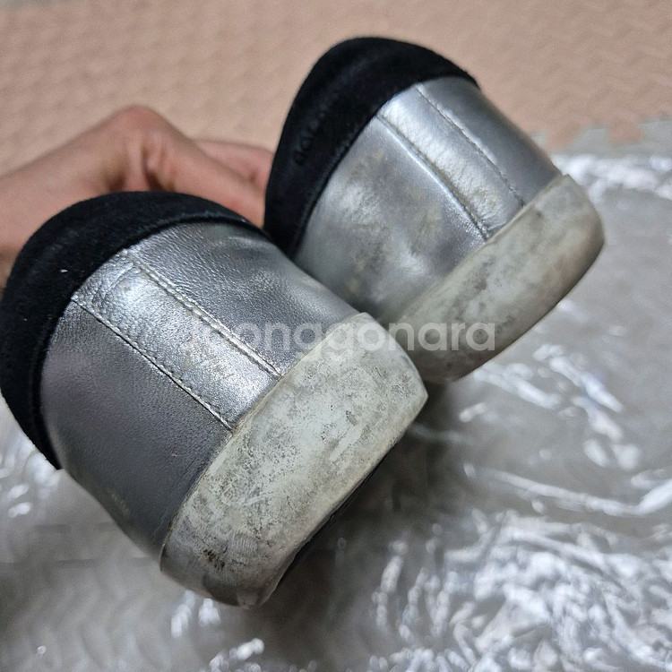 골든구스 슈퍼스타 스니커즈--5