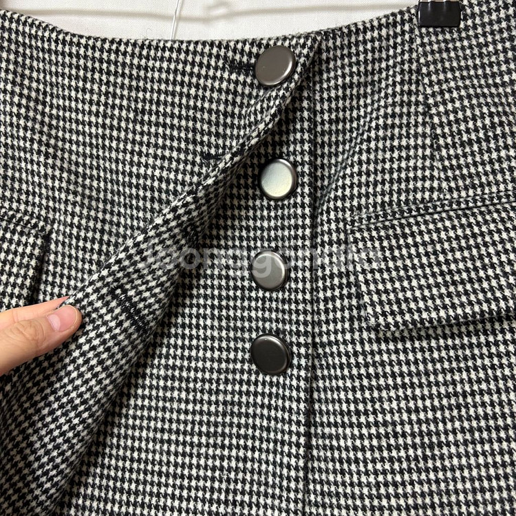 [M]하운드투스 체크 모직 스커트(블랙)--10