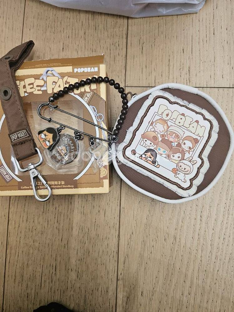 팝마트 신상 커피공장시리즈미니파우치키링 새상품--2