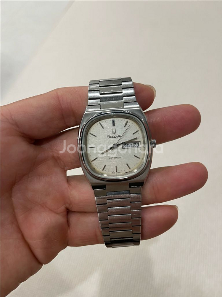 부로바 테레비 시계--1