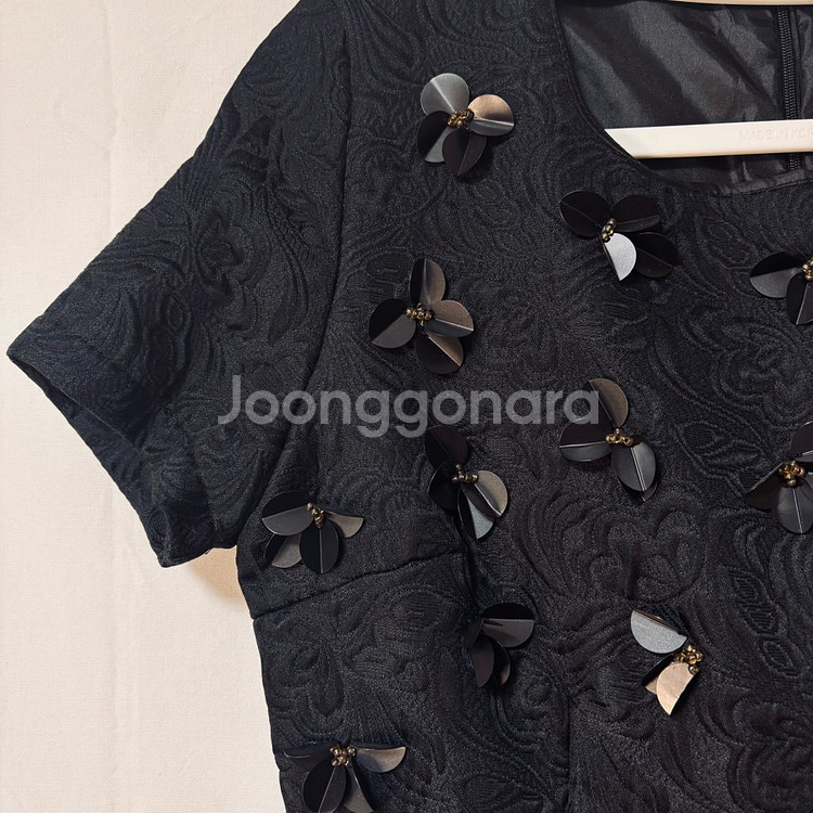 [미착용/55]맥퀸.St 자카드 숏슬리브 원피스(블랙)--1