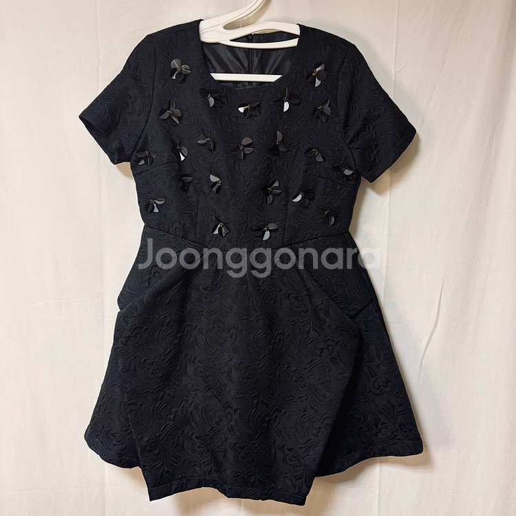 [미착용/55]맥퀸.St 자카드 숏슬리브 원피스(블랙)--0