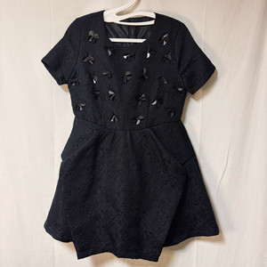 [미착용/55]맥퀸.St 자카드 숏슬리브 원피스(블랙)