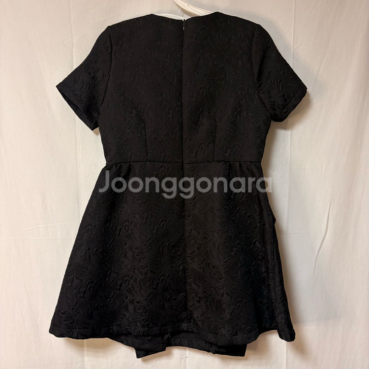 [미착용/55]맥퀸.St 자카드 숏슬리브 원피스(블랙)--5