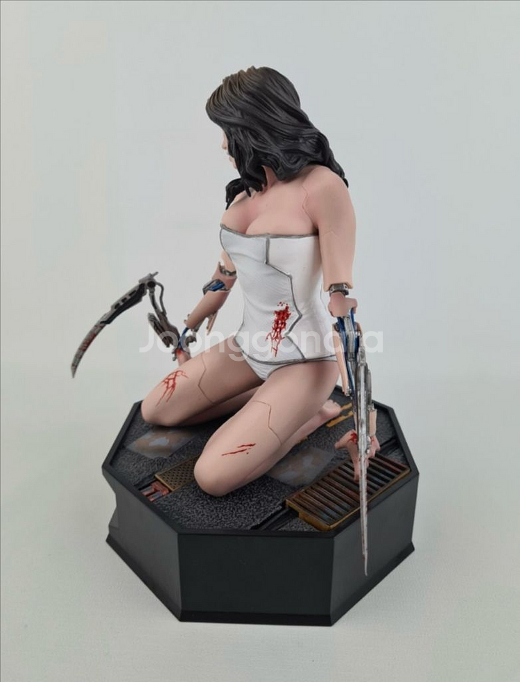 사이버펑크 2077 멜리사 로리 피규어--1