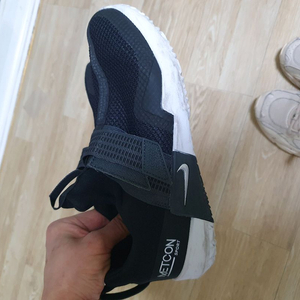 나이키 메트콘 헬스트레이닝화 260