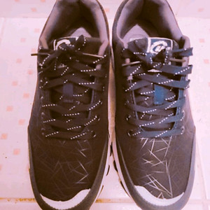 [ 새상품급_이쁘고 깔끔한 발편한운동화 255사이즈 저렴히 판매 ]