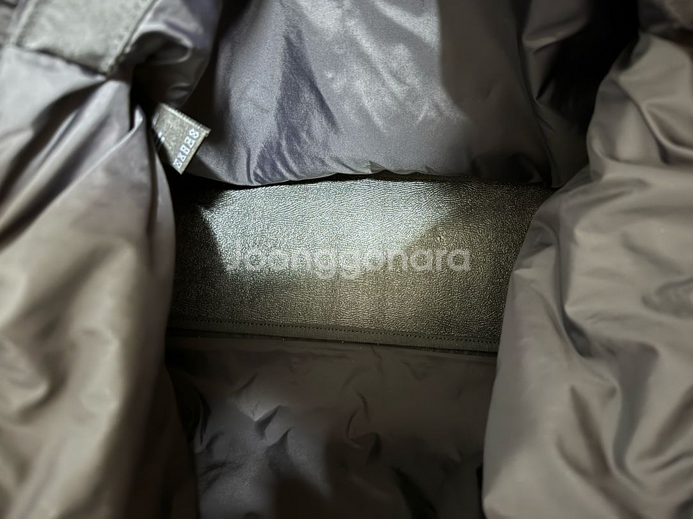 코스 PURSUIT 메신저 백 블랙 - 나일론--4