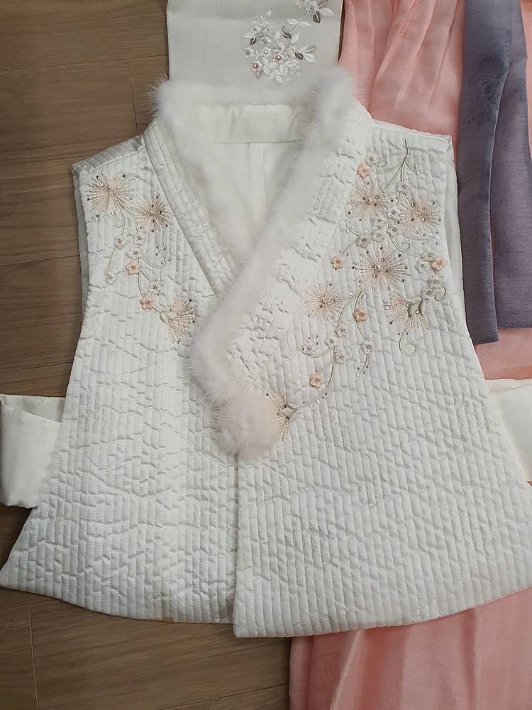 신랑 신부 명주 한복 풀세트 판매합니다.--1