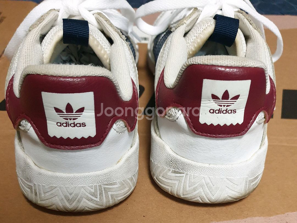 아디다스 스니커즈 화이트 (260)--3