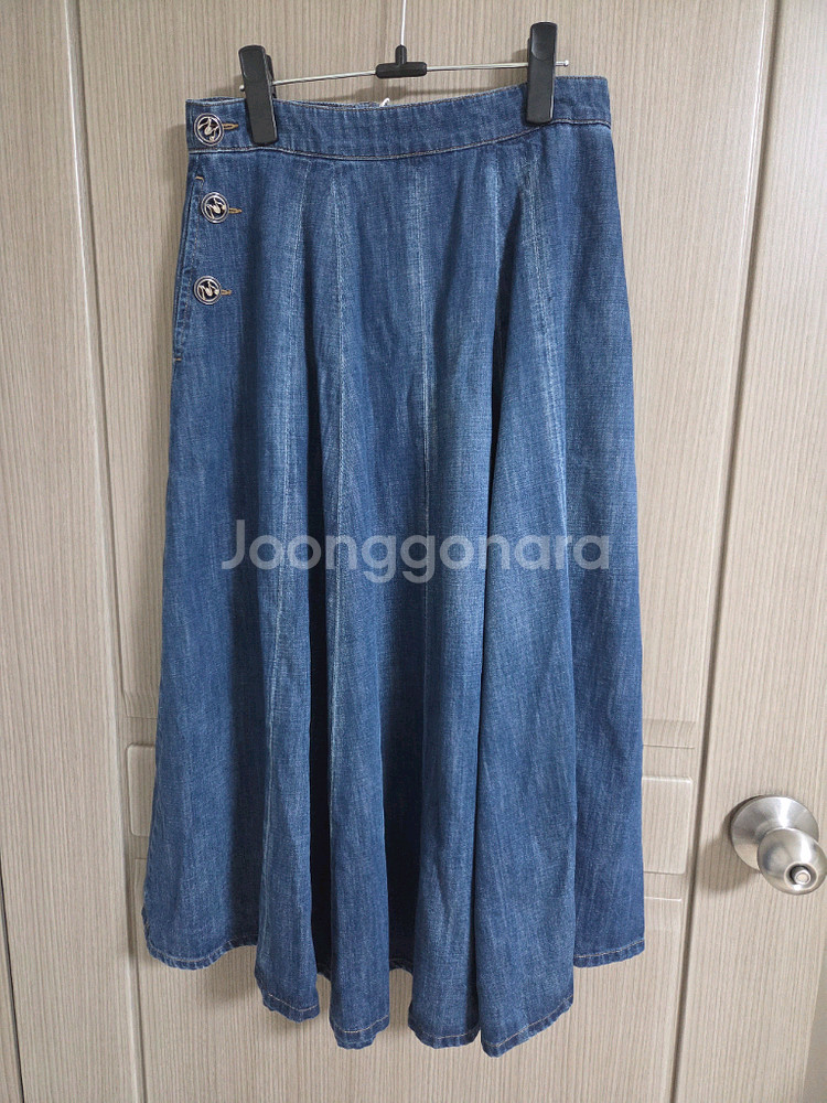 마인 엠블럼 버튼 플레어데님스커트 랑방 타임 더캐시미어--6