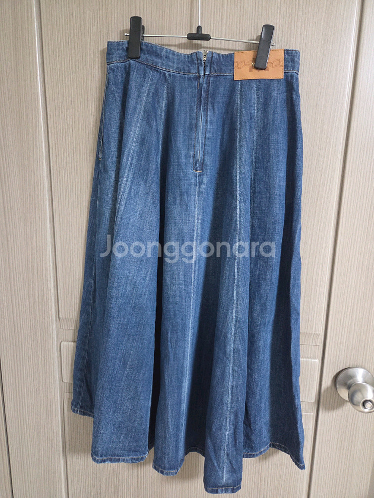 마인 엠블럼 버튼 플레어데님스커트 랑방 타임 더캐시미어--7