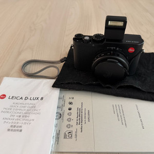 라이카 D-LUX 8 디지털 카메라