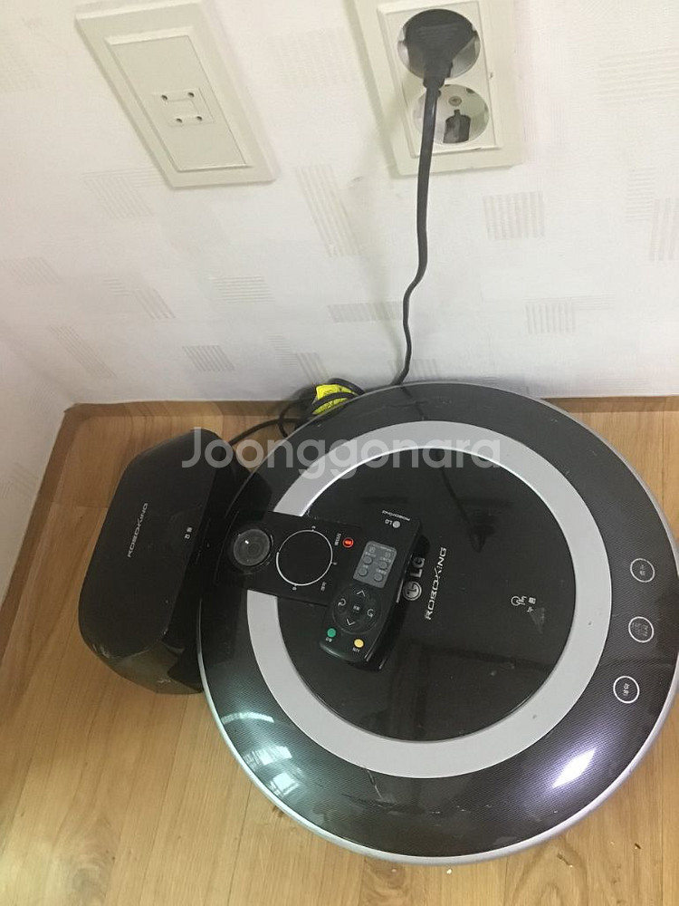 광주광역시 LG vr-5901 로보킹 진공 로봇청소기 팝니다.단종모델, 내용필독--0