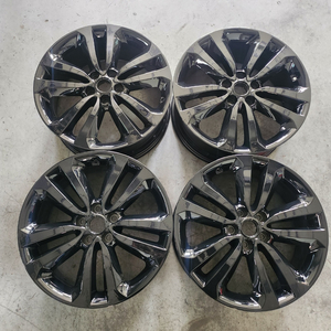 올뉴카니발 19인치 블랙휠 순정휠 중고휠 팝니다 / 싼타페 쏘렌토