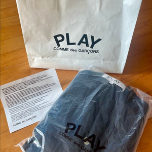 [새상품/정품] 꼼데가르송 플레이 레드하트 가디건 블랙 L (브이넥)